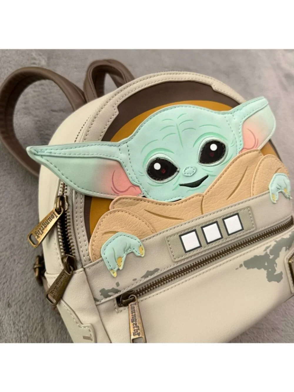 Loungefly Star Wars The Mandalorian The Child Cradle Mini Backpack Grogu Yoda